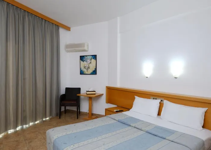 Flamingo Ларнака