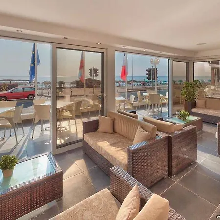 Hotel Flamingo Lárnaca