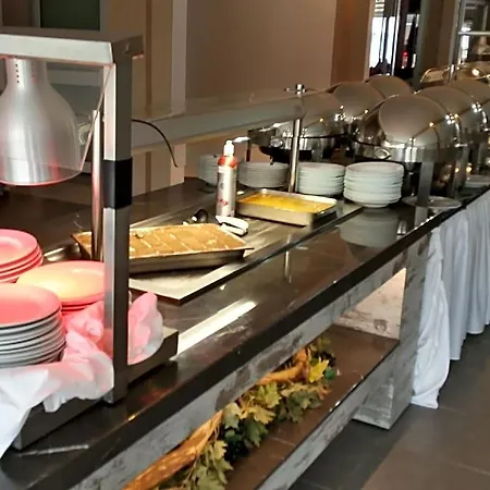 Flamingo Hotel 3*