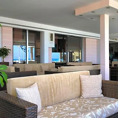 Flamingo 3* Larnaca
