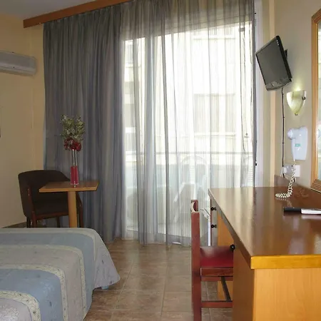 Flamingo 3* Larnaca
