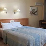 Flamingo 3*